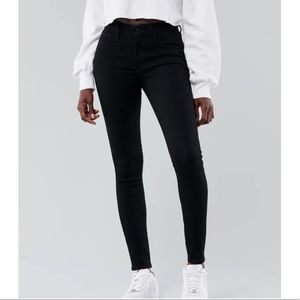 Hollister Highwaist Skinny Jeans